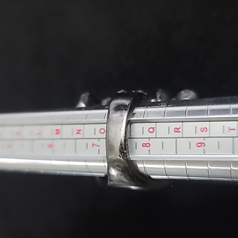 Large Ring With Rhinestones - Picture 7 of 7